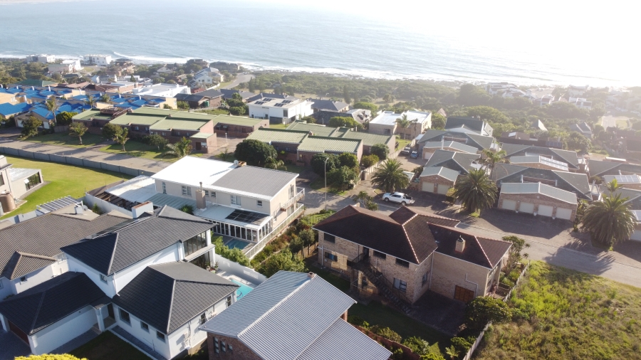 0 Bedroom Property for Sale in Wavecrest Eastern Cape